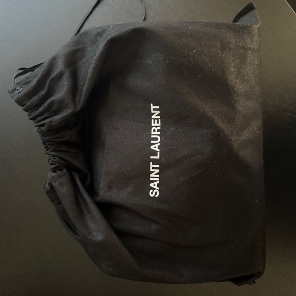 Yves Saint Laurent Envelope Medium Bag - Picture 3 of 6